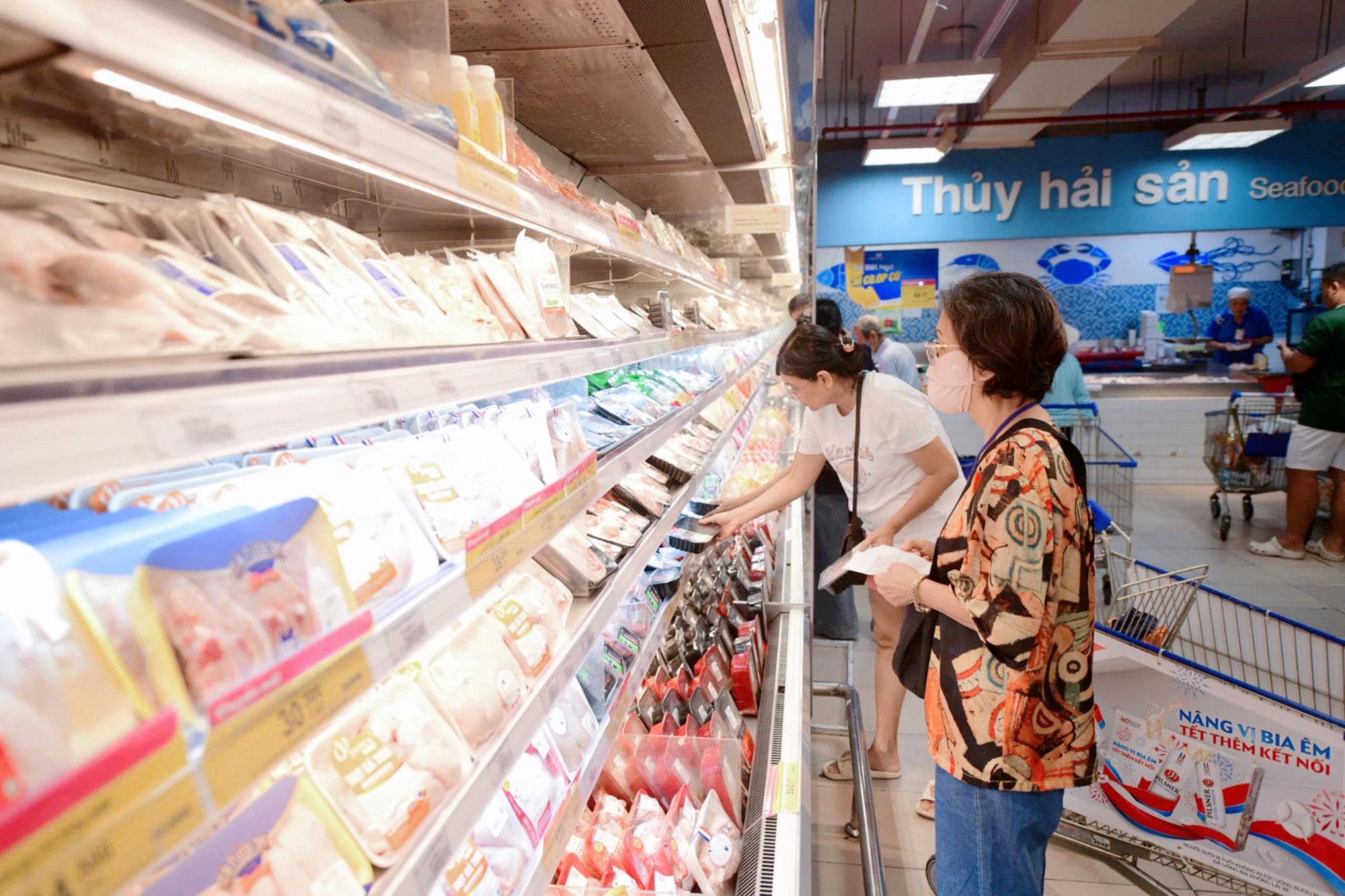 Saigon Co.op li&ecirc;n tục tổ chức c&aacute;c đợt k&iacute;ch cầu ti&ecirc;u d&ugrave;ng, g&oacute;p phần th&uacute;c đẩy tăng trưởng b&aacute;n lẻ tại TPHCM