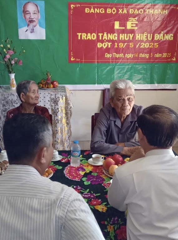 Khi người thương bỗng hóa người dưng