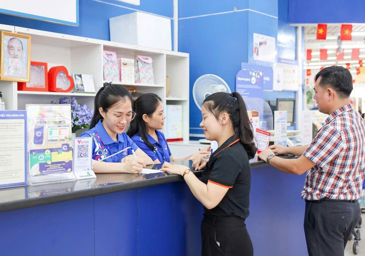 Co.opmart ch&uacute; trọng n&acirc;ng cao trải nghiệm mua sắm v&agrave; chất lượng dịch vụ d&agrave;nh cho kh&aacute;ch h&agrave;ng.