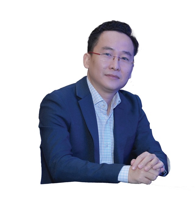 Tiến sĩ Ch&acirc;u Đ&igrave;nh Linh 