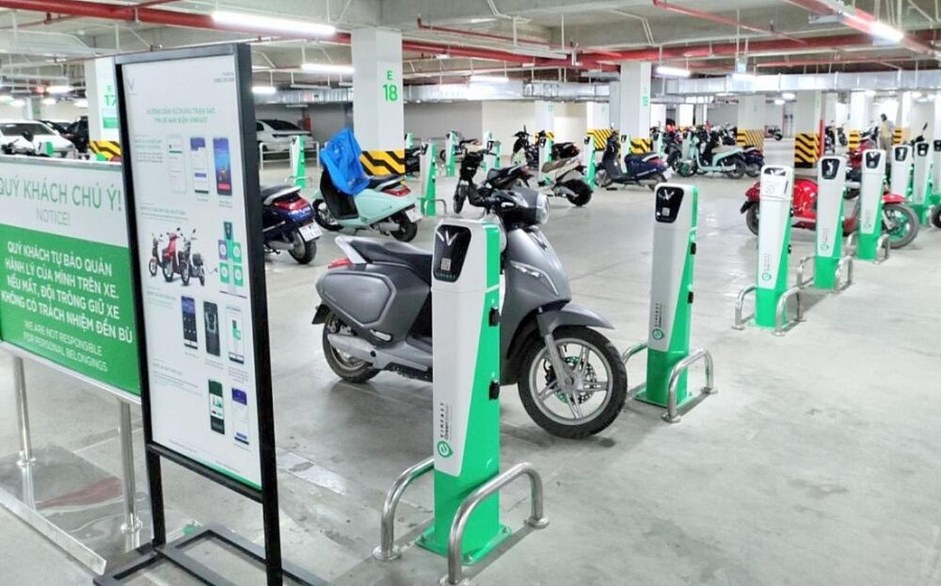 Đã đến lúc cư dân phải thay đổi cách nghĩ để thích ứng với 'thời của xe điện'