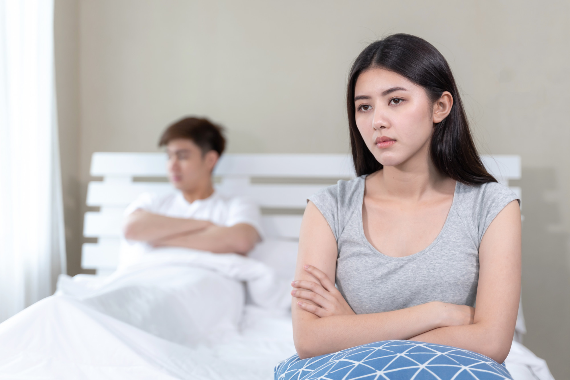 Tổn thương vì cách chồng phân biệt gia đình bên nội và bên ngoại