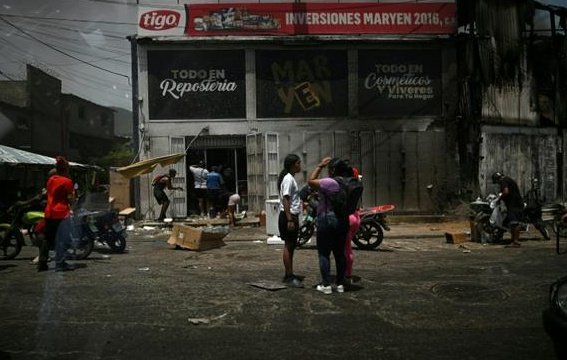 Động đất Venezuela: Hy vọng cứu người dần khép lại, cướp bóc bùng phát