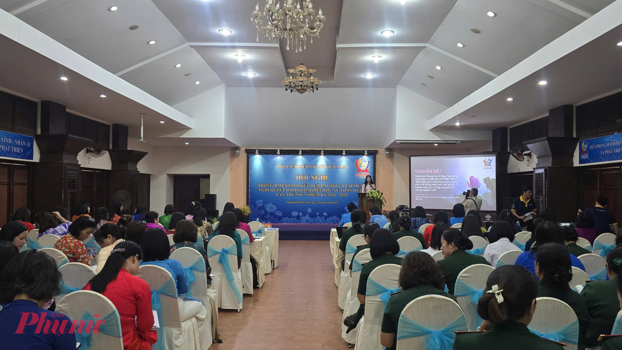 Quang cảnh hội nghị