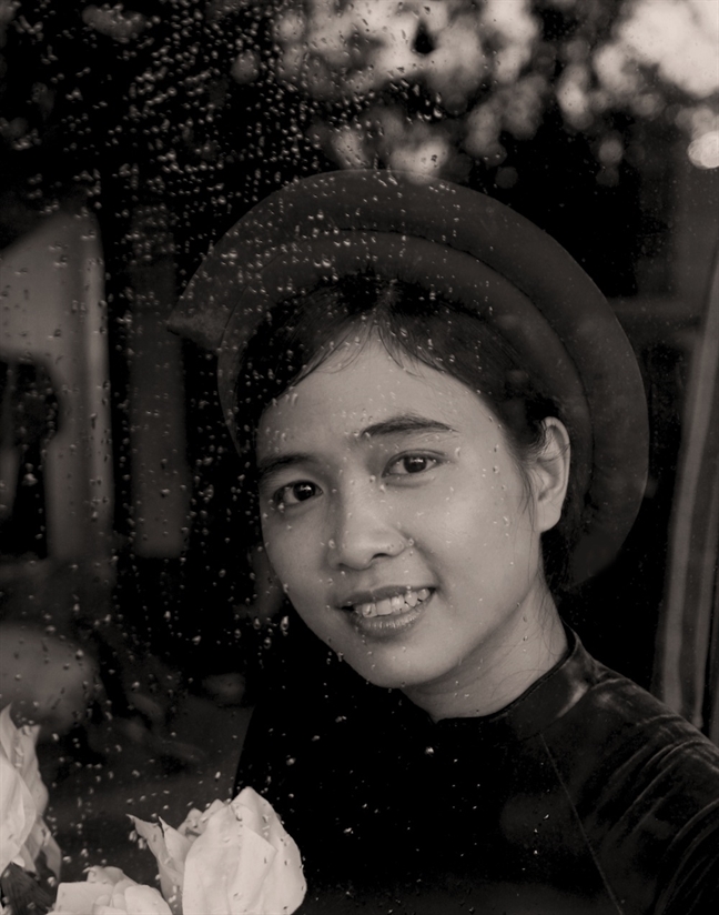 Ly Hoang Ly -  Tu 'Lo lo' den '0395A.DC'