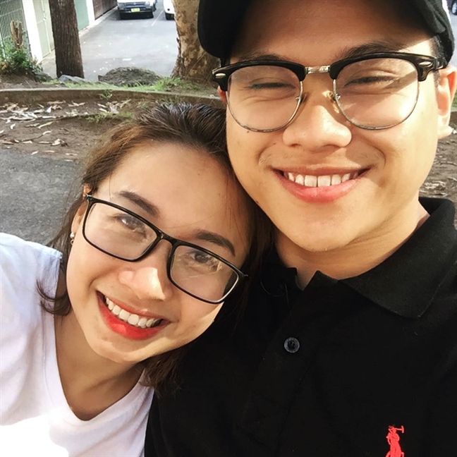 Nho hoan thien chinh minh, co gai tre co duoc tinh yeu ngot ngao voi chang trai uu tu kem minh 5 tuoi