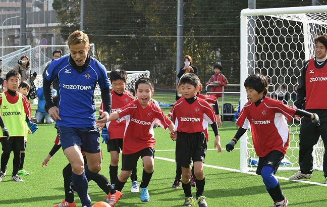 Kasuke Honda: Nguoi gieo giac mo co tich tren san co