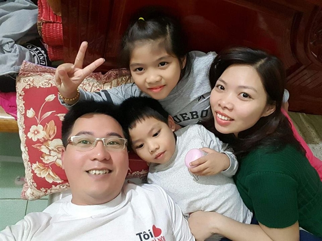 Hon tram la thu tay het nhu thoi 'ong ba anh' cua doi vo chong yeu xa