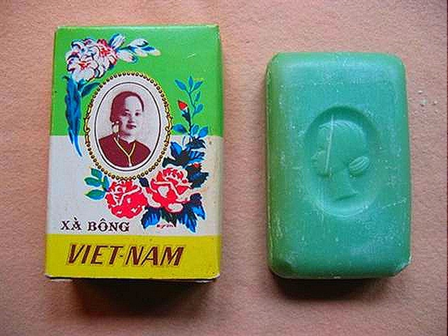 Bai 1: Chuyen chua noi het ve huyen thoai xa bong co Ba