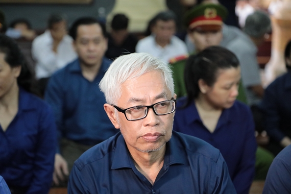 Cuu Tong giam doc Ngan hang Dong A bat khoc noi loi sau cung