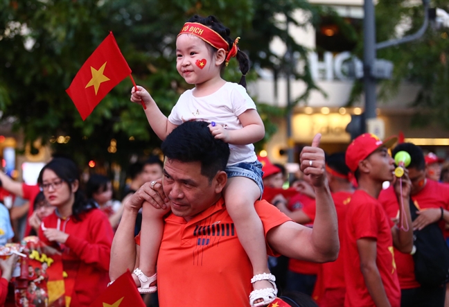 Thắng Malaysia, Việt Nam vô địch AFF Cup 2018, Quang Hải xuất sắc nhất giải Thang Malaysia, Viet Nam vo dich AFF Cup 2018, Quang Hai xuat sac nhat giai