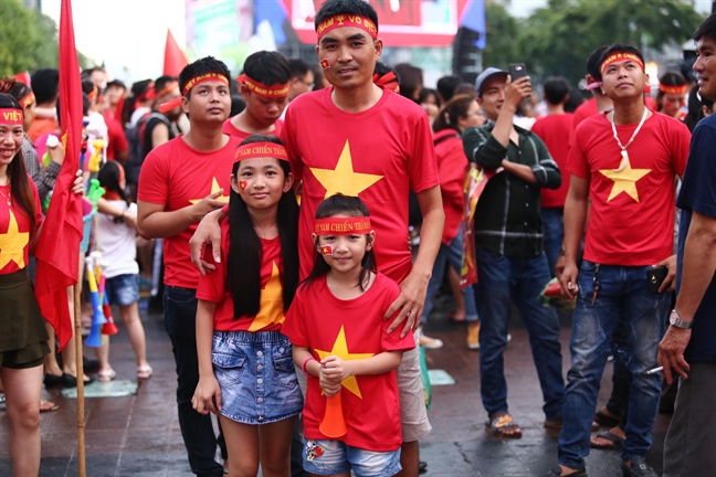 Thắng Malaysia, Việt Nam vô địch AFF Cup 2018, Quang Hải xuất sắc nhất giải Thang Malaysia, Viet Nam vo dich AFF Cup 2018, Quang Hai xuat sac nhat giai