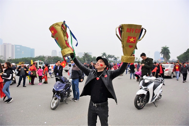 Thắng Malaysia, Việt Nam vô địch AFF Cup 2018, Quang Hải xuất sắc nhất giải Thang Malaysia, Viet Nam vo dich AFF Cup 2018, Quang Hai xuat sac nhat giai