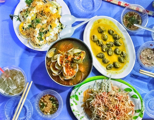 Le la kham pha hang oc noi tieng nhat o