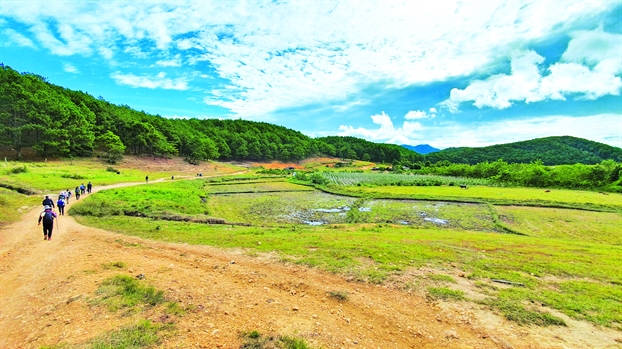Ta Nang - Can than voi 'cung duong san may'