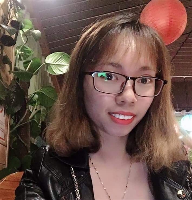 Vu dau doc chi ho bang tra sua: gia dinh soc khi biet moi quan he cua em gai va anh re