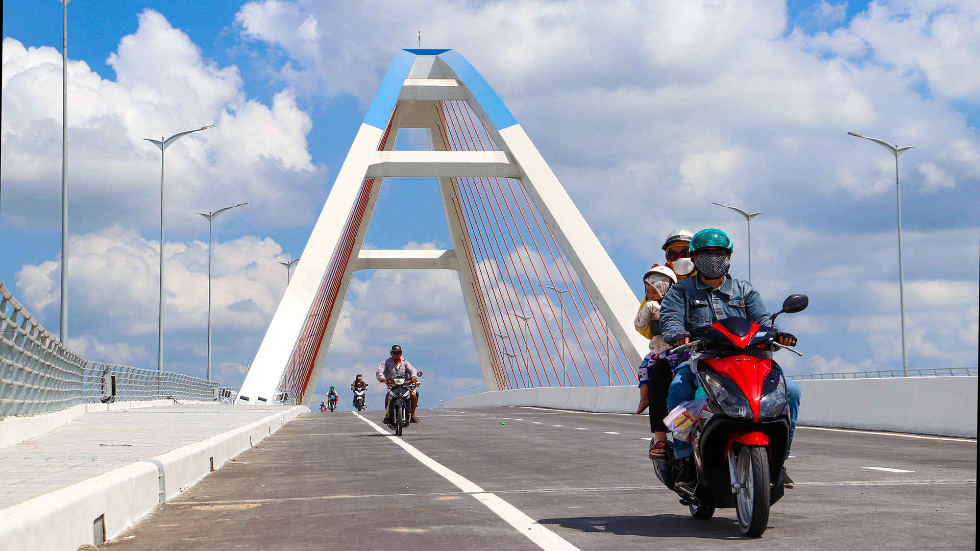 cau-tran-hoang-na-khanh-thanh-15.jpg