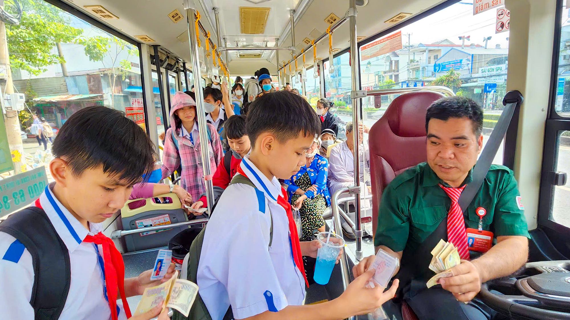xe buýt TP Cần Thơ