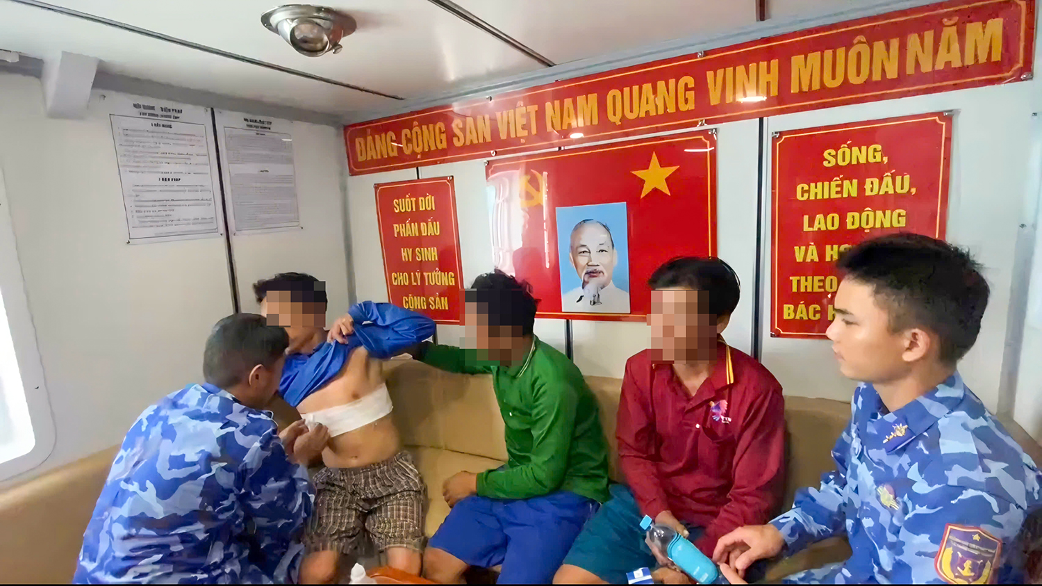 vung-canh-sat-bien-4-cuu-ngu-dan-1.jpg