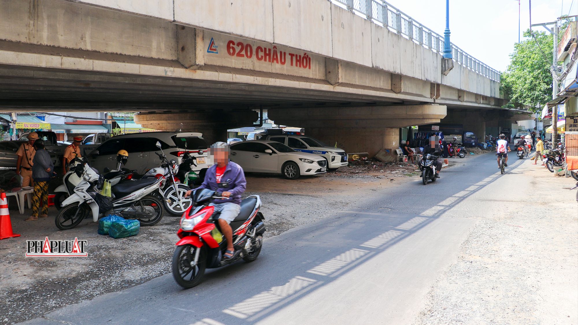 csgt-can-tho-di-nguoc-chieu-cau-quang-trung-21.jpg