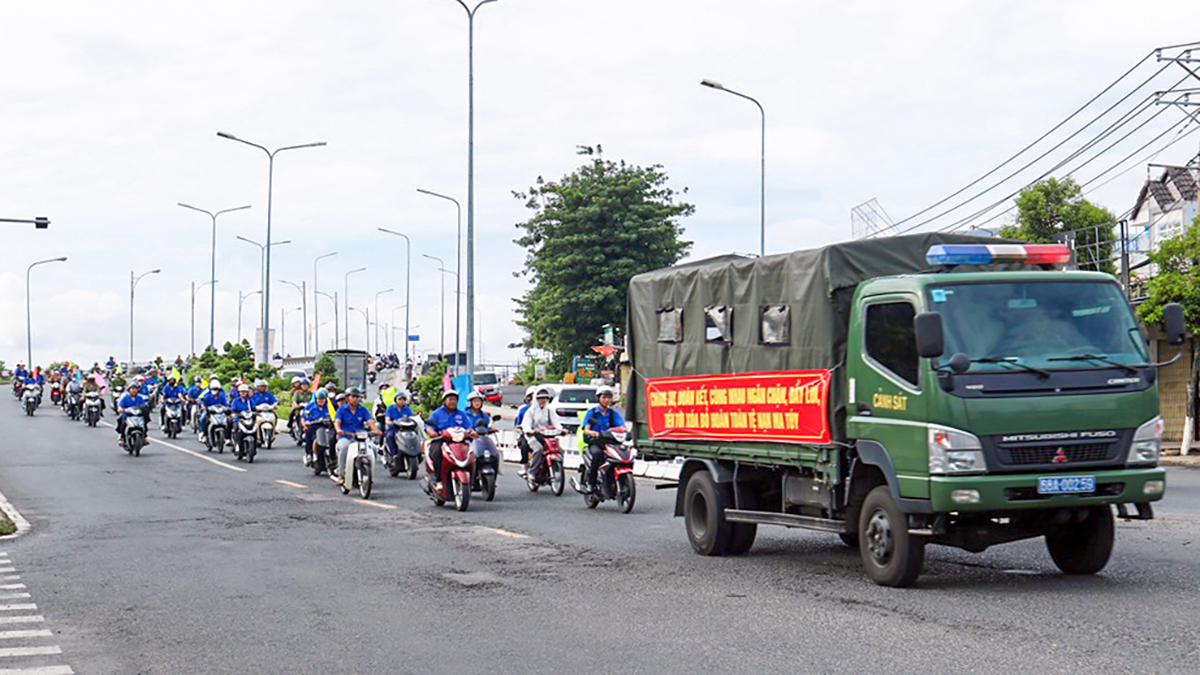 an-giang-ra-quan-ma-tuy-3.jpg