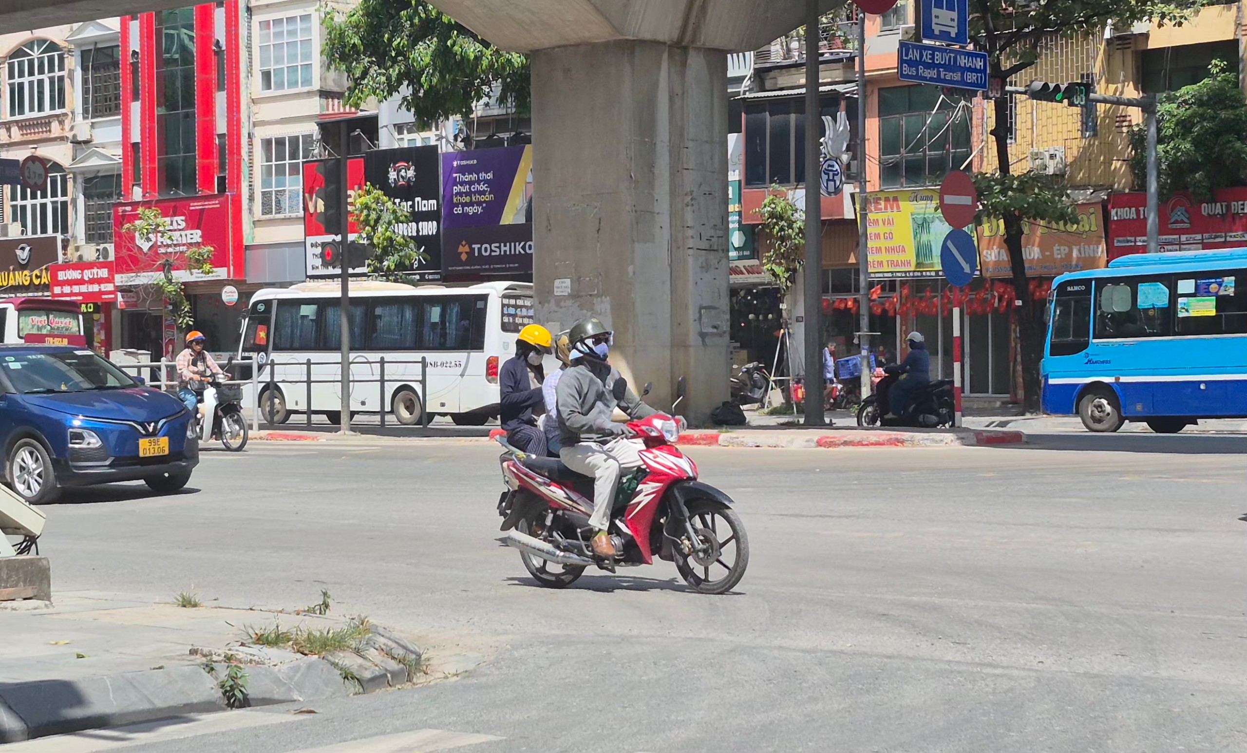 Hôm nay miền Bắc, miền Trung như 'chảo lửa', nắng nóng gay gắt kéo dài đến khi nào?