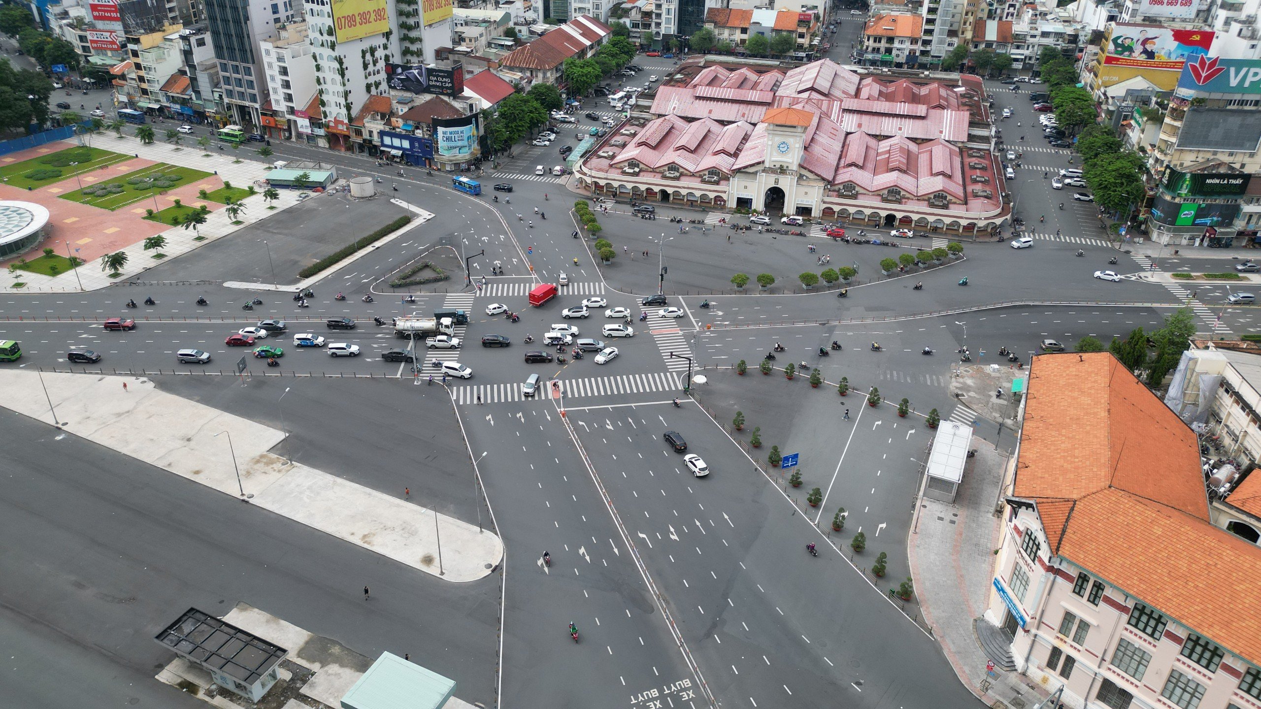 CHỢ BẾN THÀNH