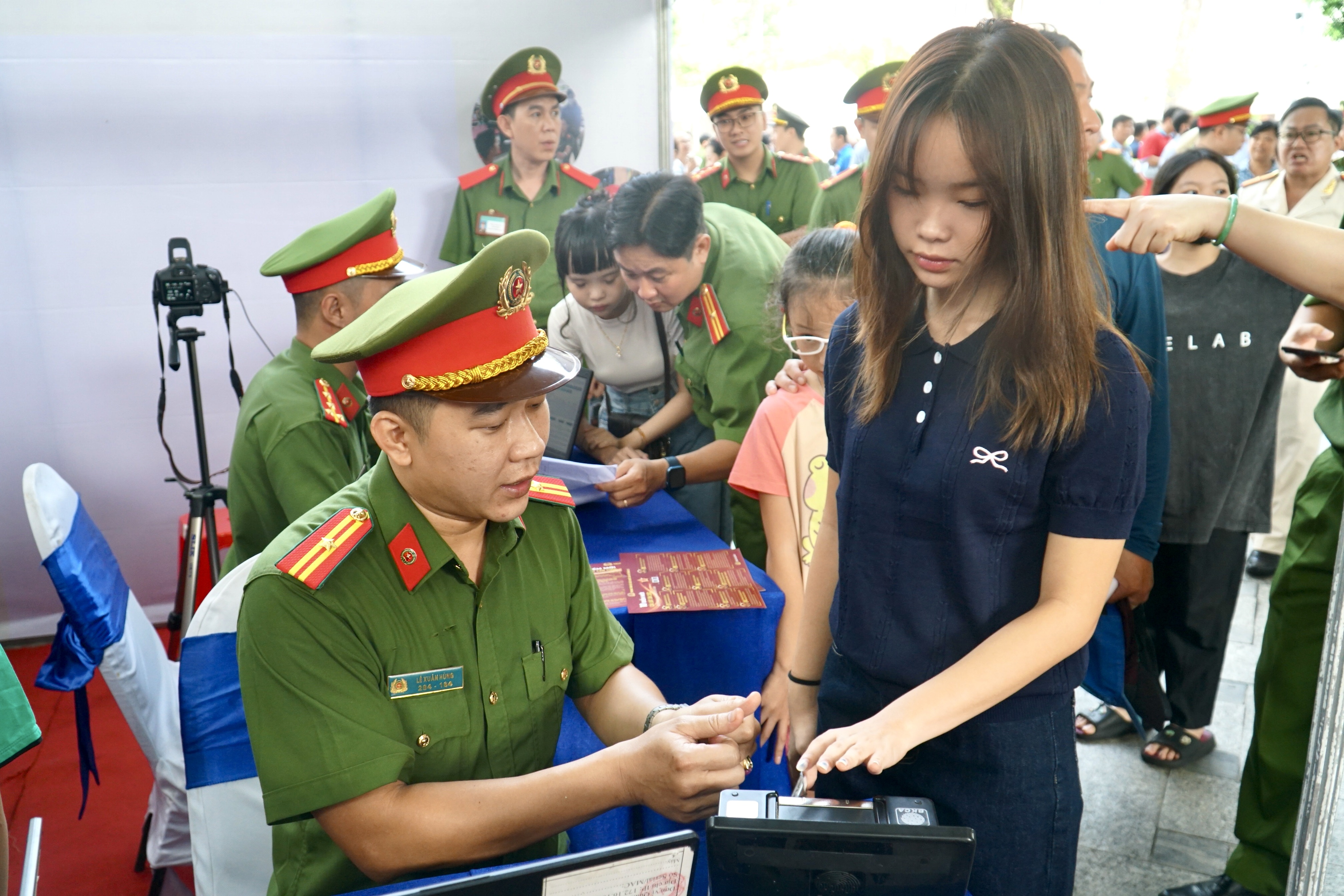 chuyen-doi-so-2.jpg