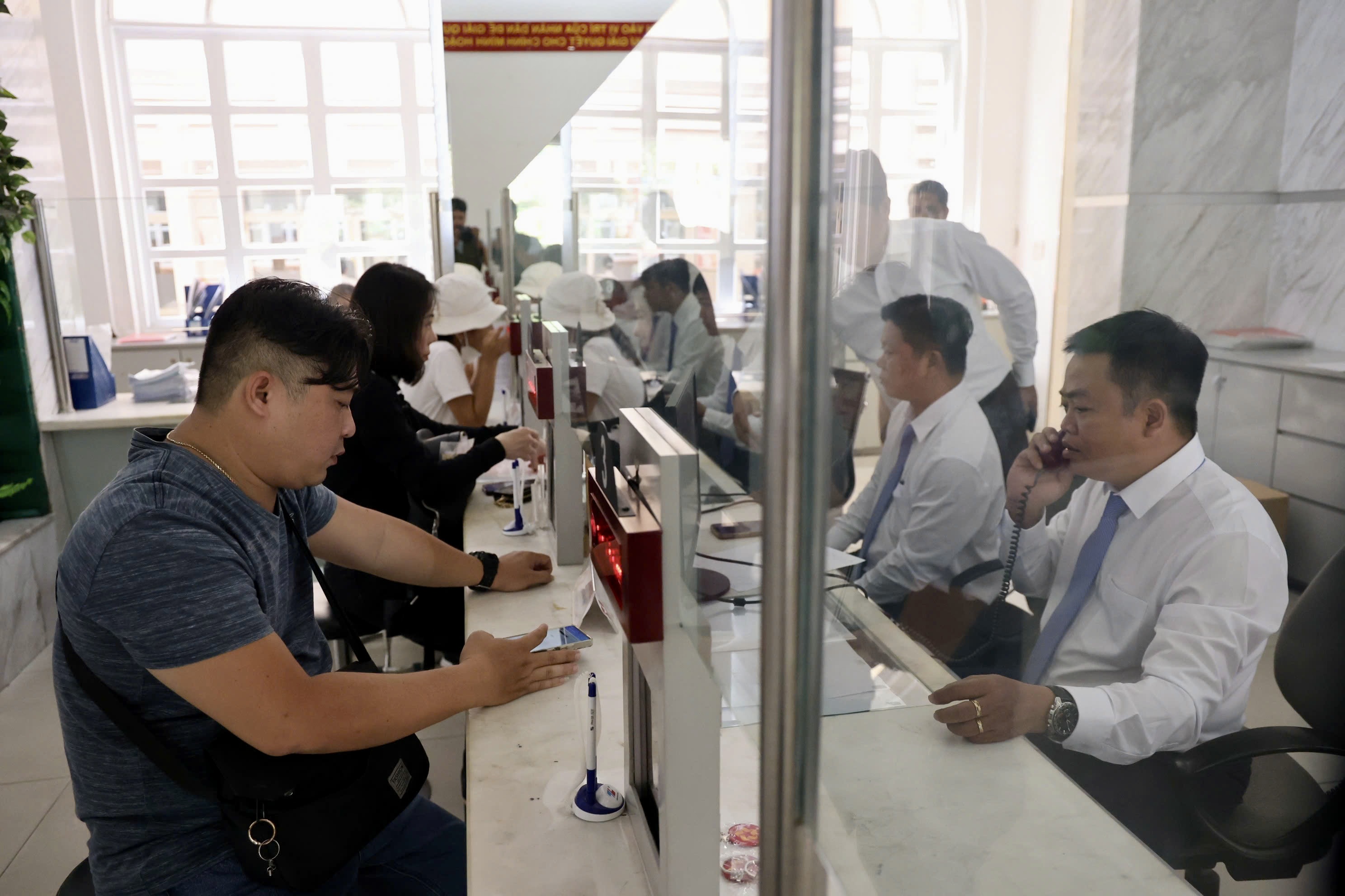 ngay-dau-lam-viec-14.jpg