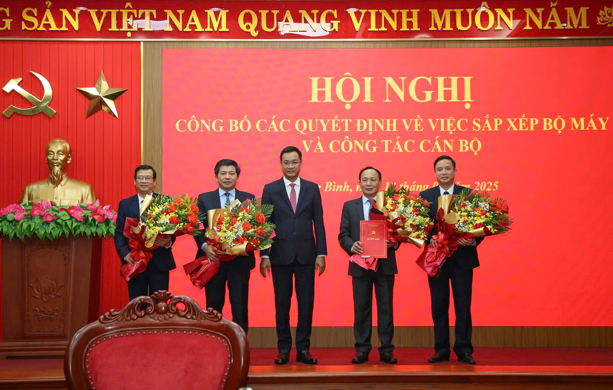 Bí thư Thị ủy Ba Đồn giữ chức Trưởng Ban Tuyên giáo và Dân vận Tỉnh ủy Quảng Bình