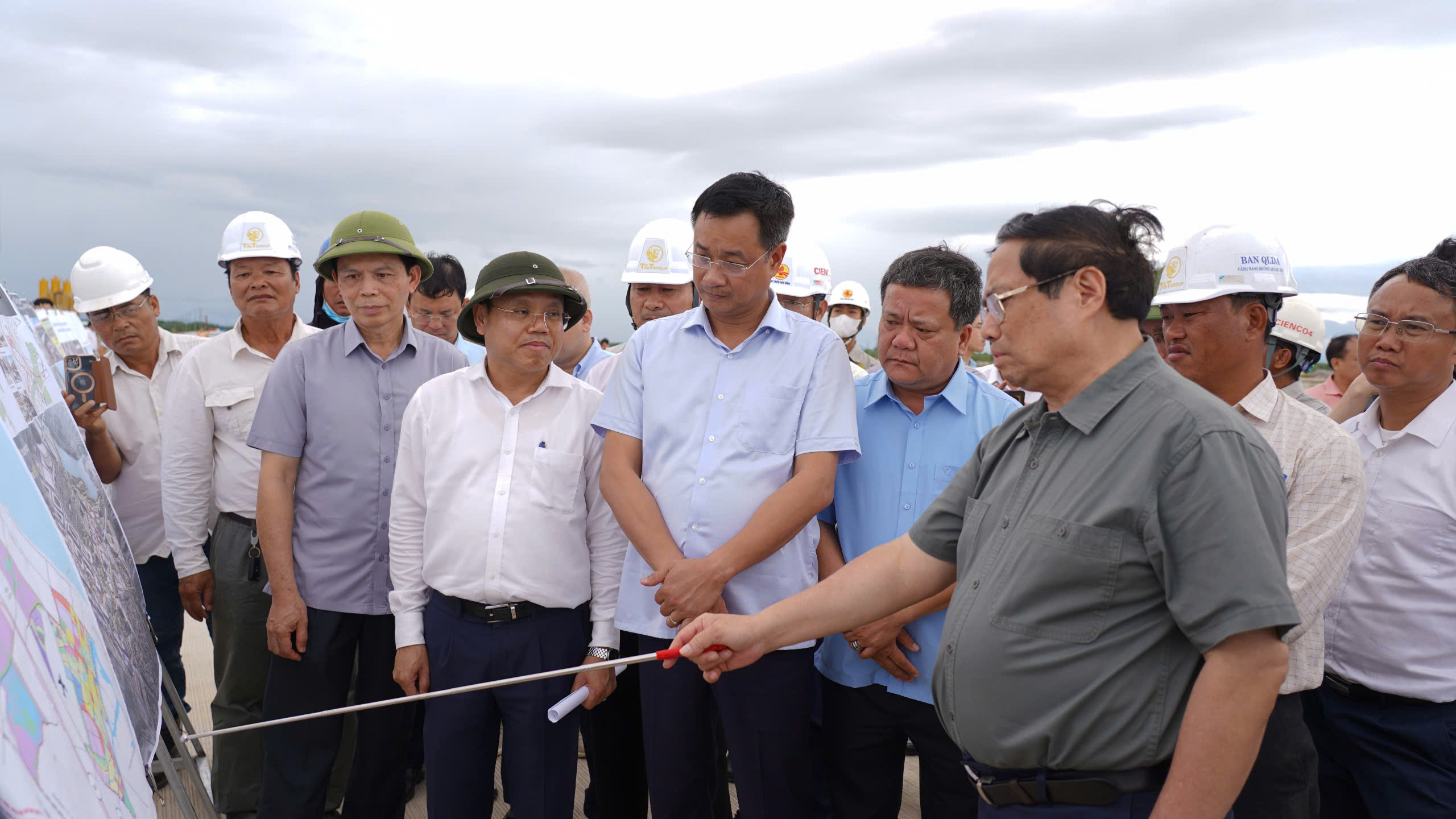 thu-tuong-pham-minh-chinh-kiem-tra-tien-do (2).jpg