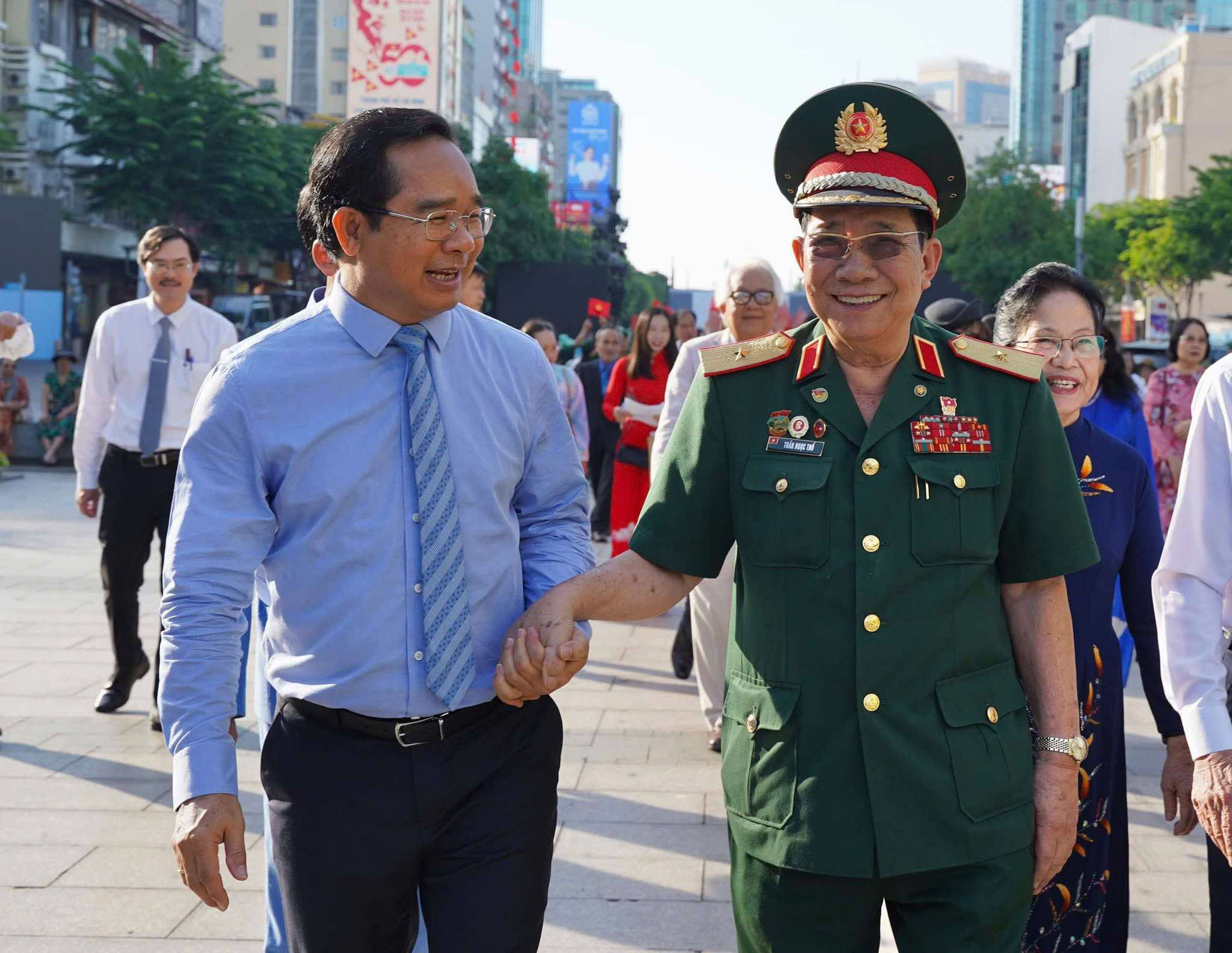 Chăm lo cho người có công, nhìn từ Thành phố nghĩa tình