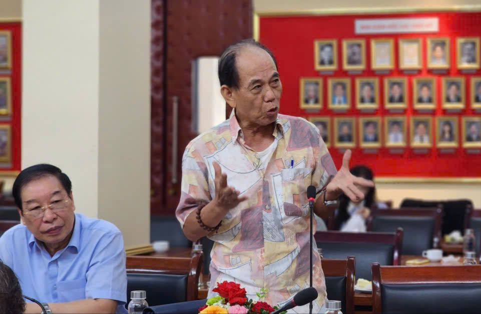 P4+5-Pham-Tuan-Khai.jpg