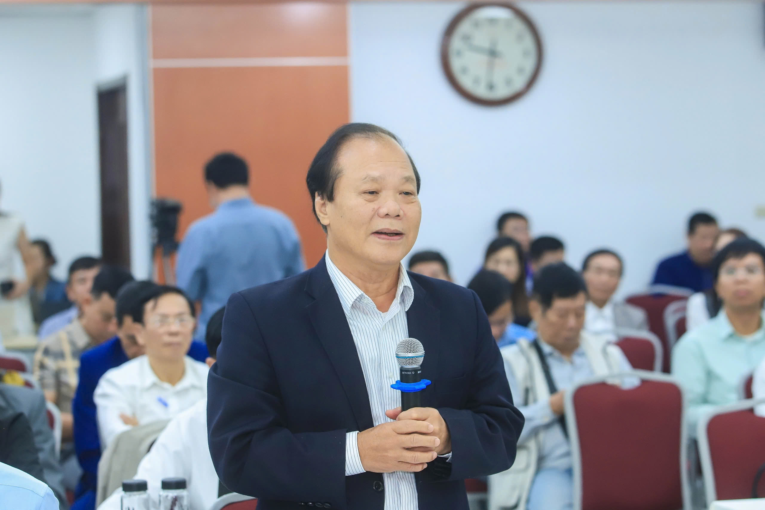 P4+5-Phan-Trung-Ly.jpg