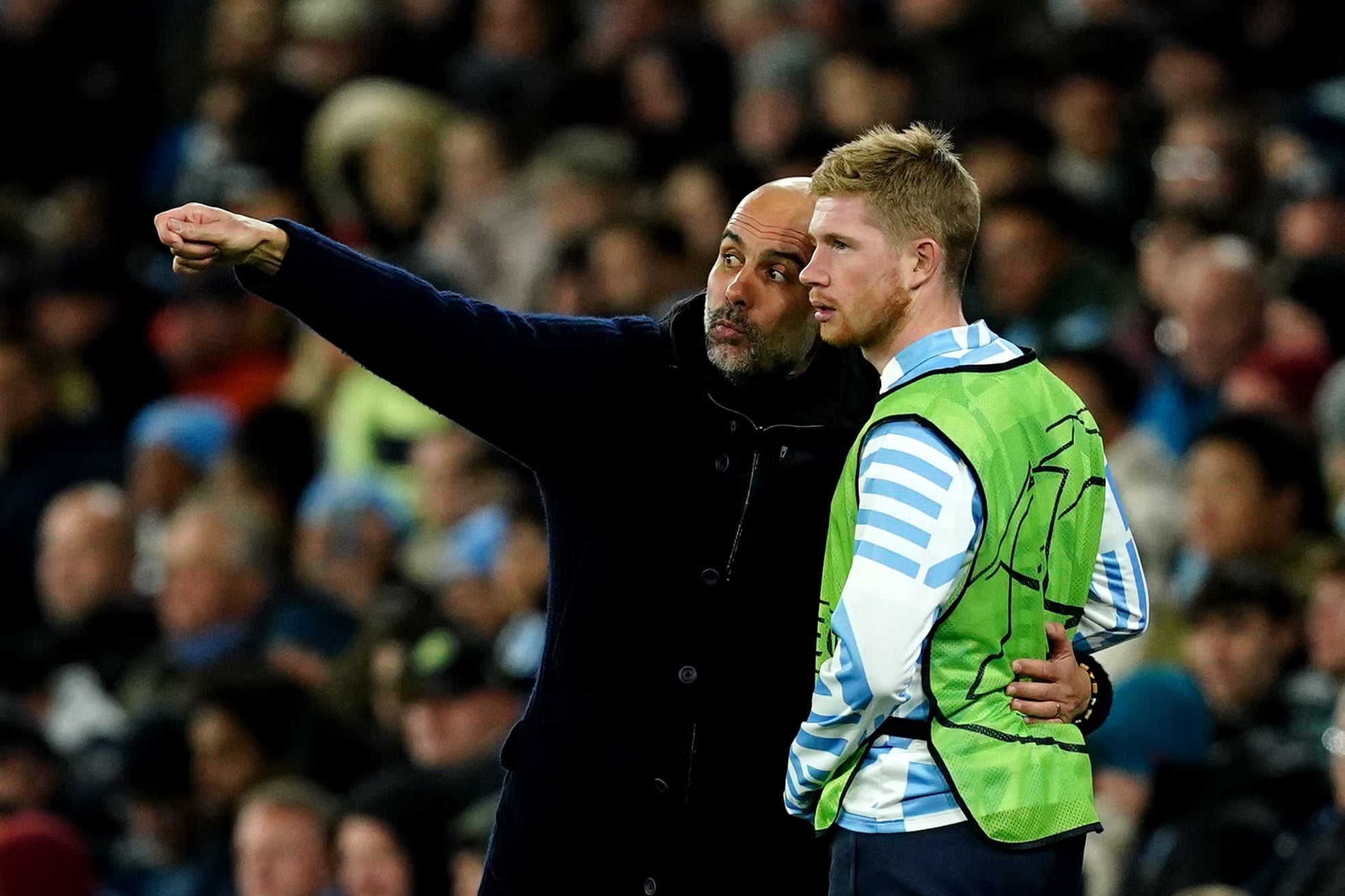 hlv-pep-guardiola-sap-roi-man-city-va-cuoc-chay-mau-tai-nang (1).jpg