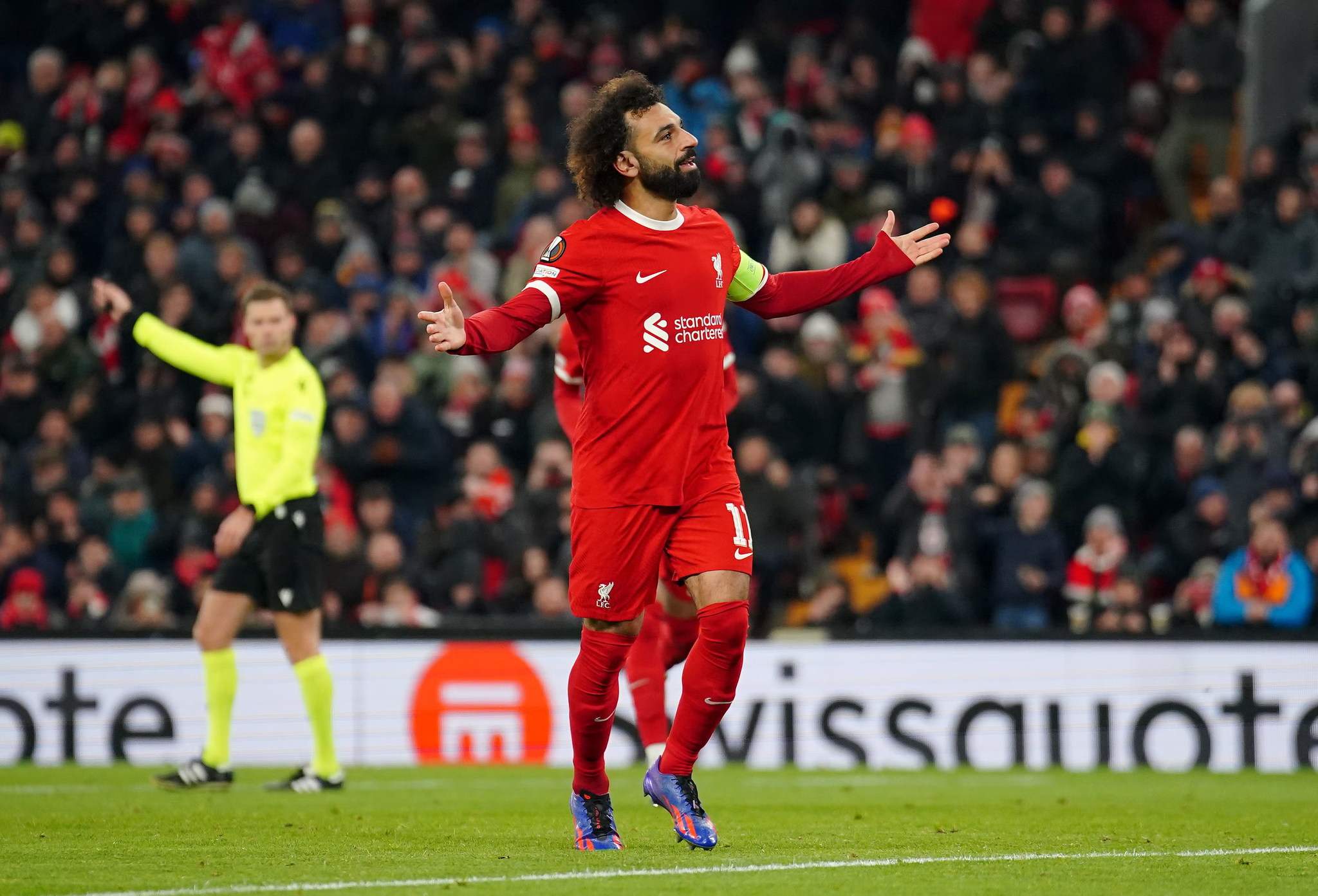 Liverpool giữ chân Salah bằng hợp đồng 'khủng'