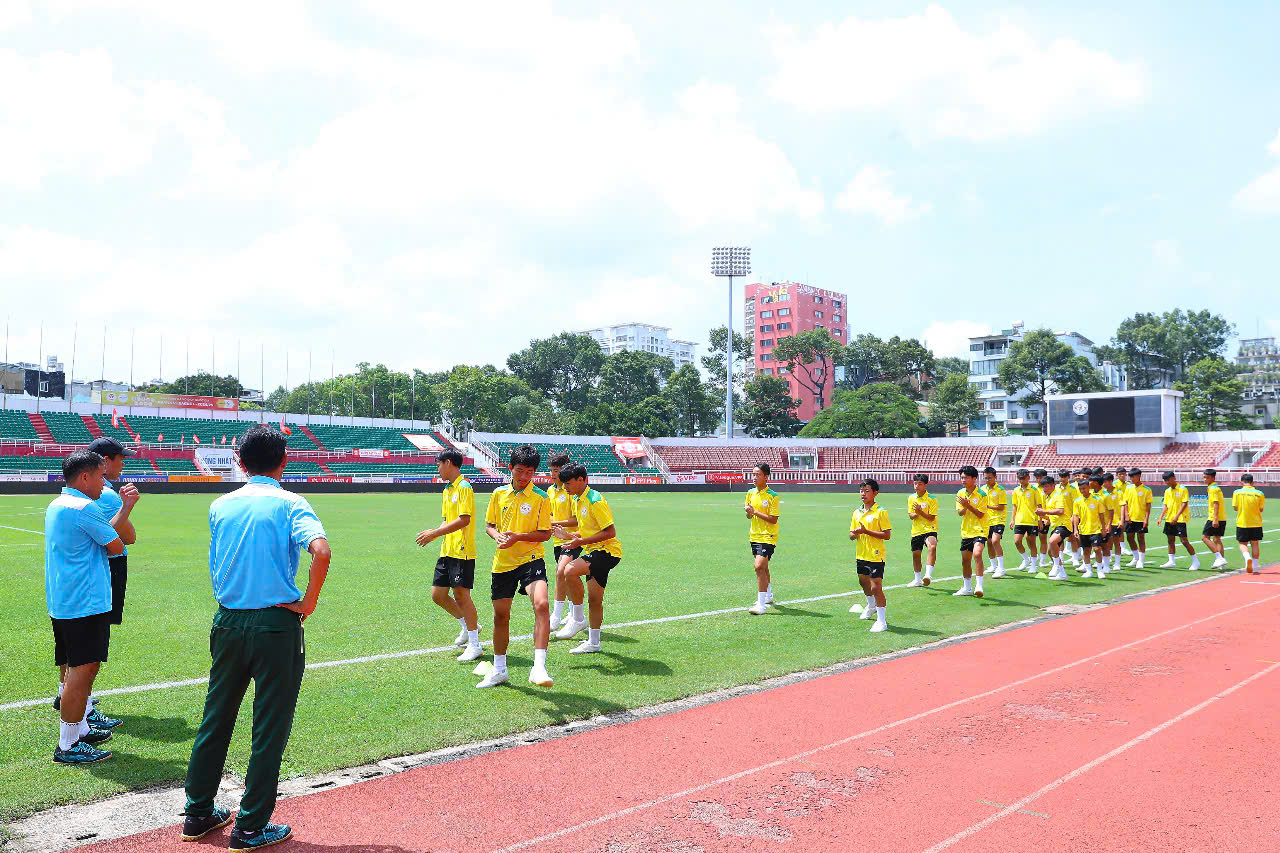 u-15-tp-hcm-tri-viet-xuat-quan-giac-mo-lon-tu-nhung-hat-giong-nho (1).jpg