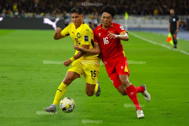 trung-quoc-gia-nhap-tuyen-viet-nam-gap-kho-o-asean-cup (3).jpg