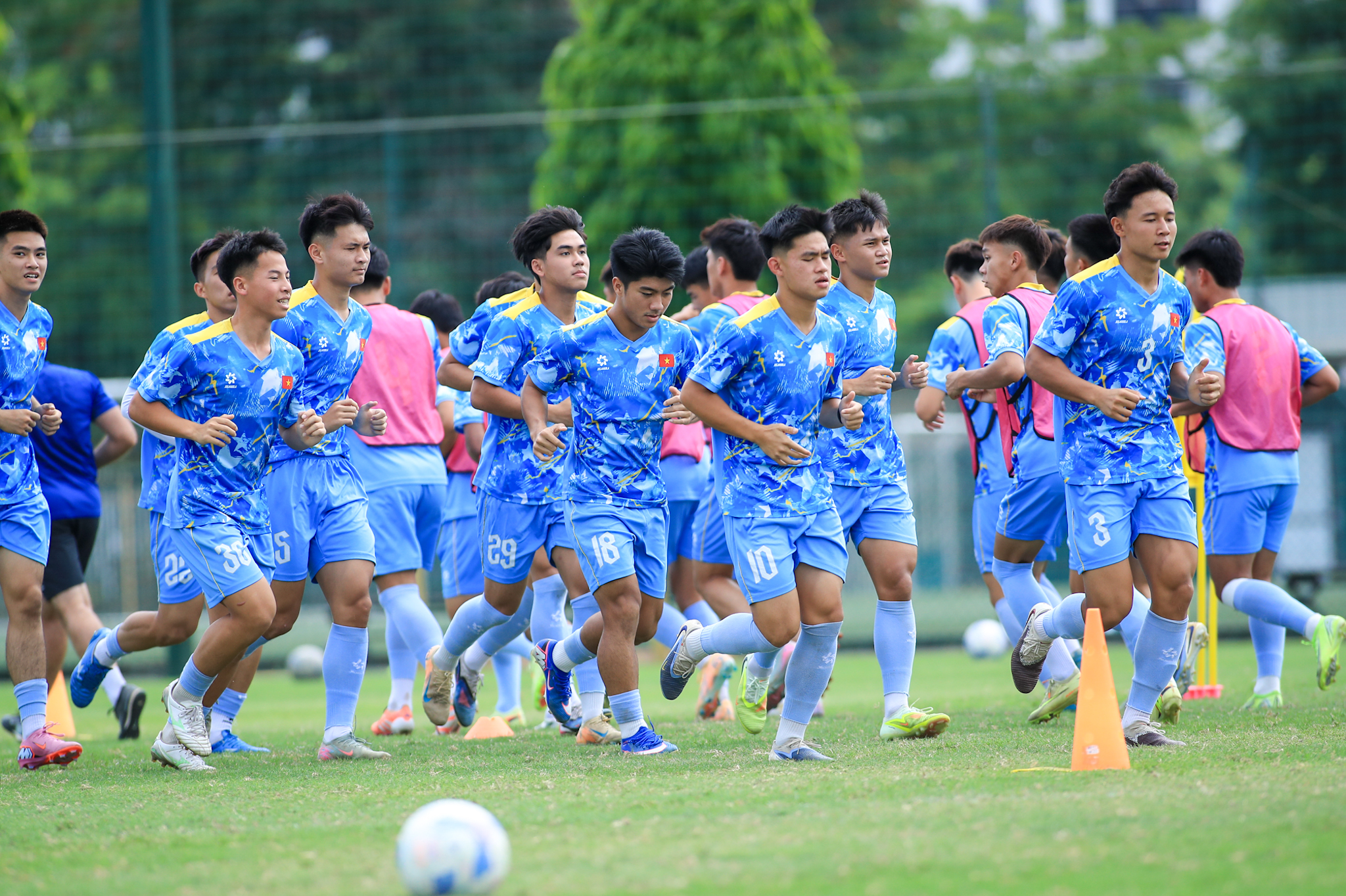 u-19-viet-nam-roi-vao-cua-tu-sau-tran-thua-indonesia (1).jpg