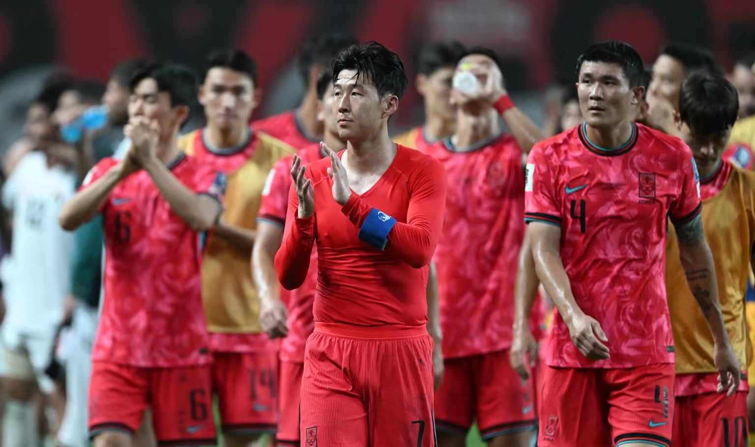 Đắng cay châu Á ở sân chơi lớn World Cup
