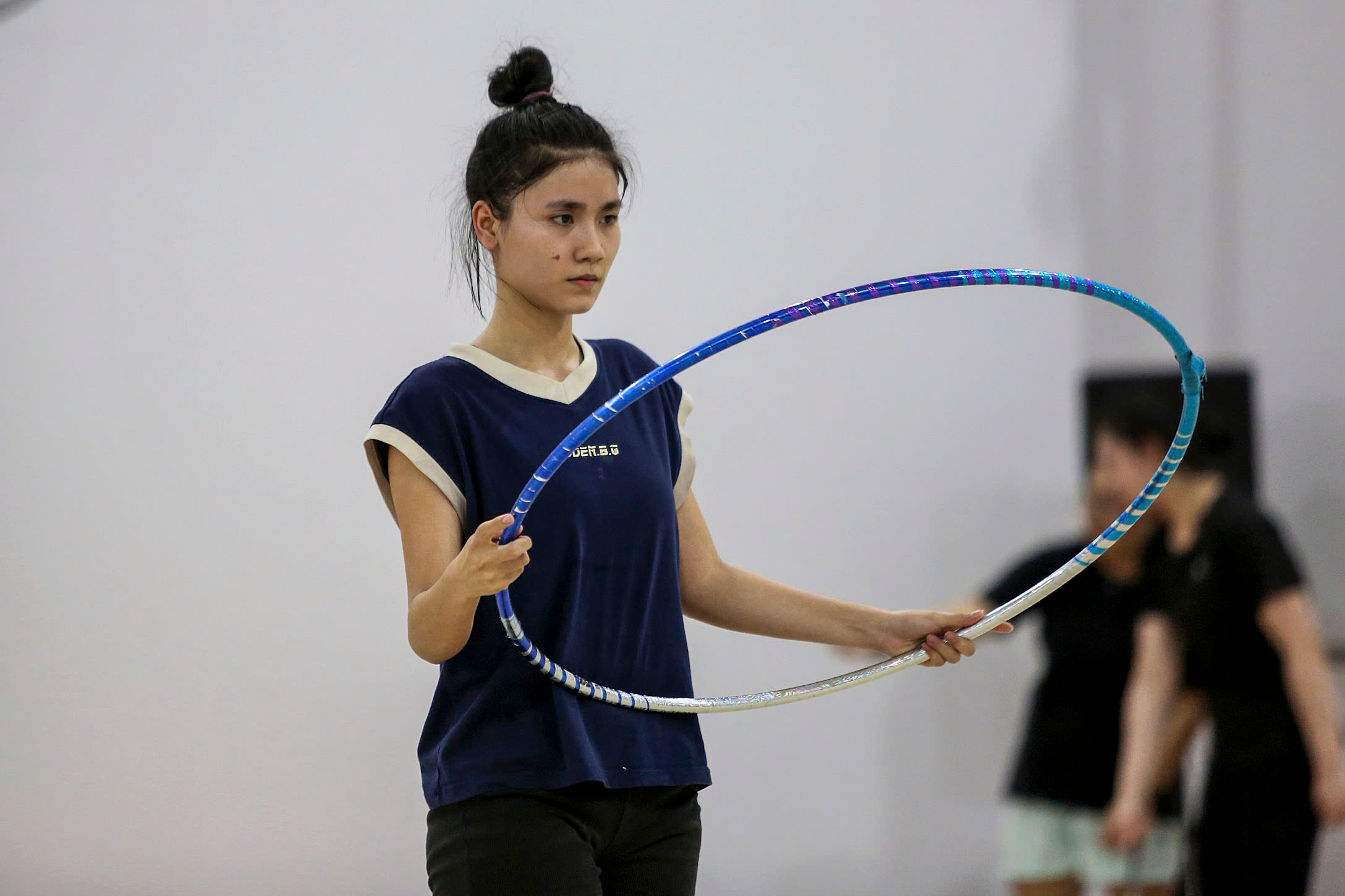 doc-la-nu-phong-vien-tran-tran-lam-phim-ve-goc-khuat-cua-nha-vo-dich (27).jpg