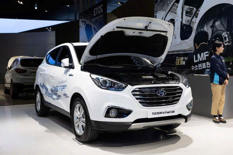 Hyundai ra mắt xe chạy bằng hydro mới.jpg