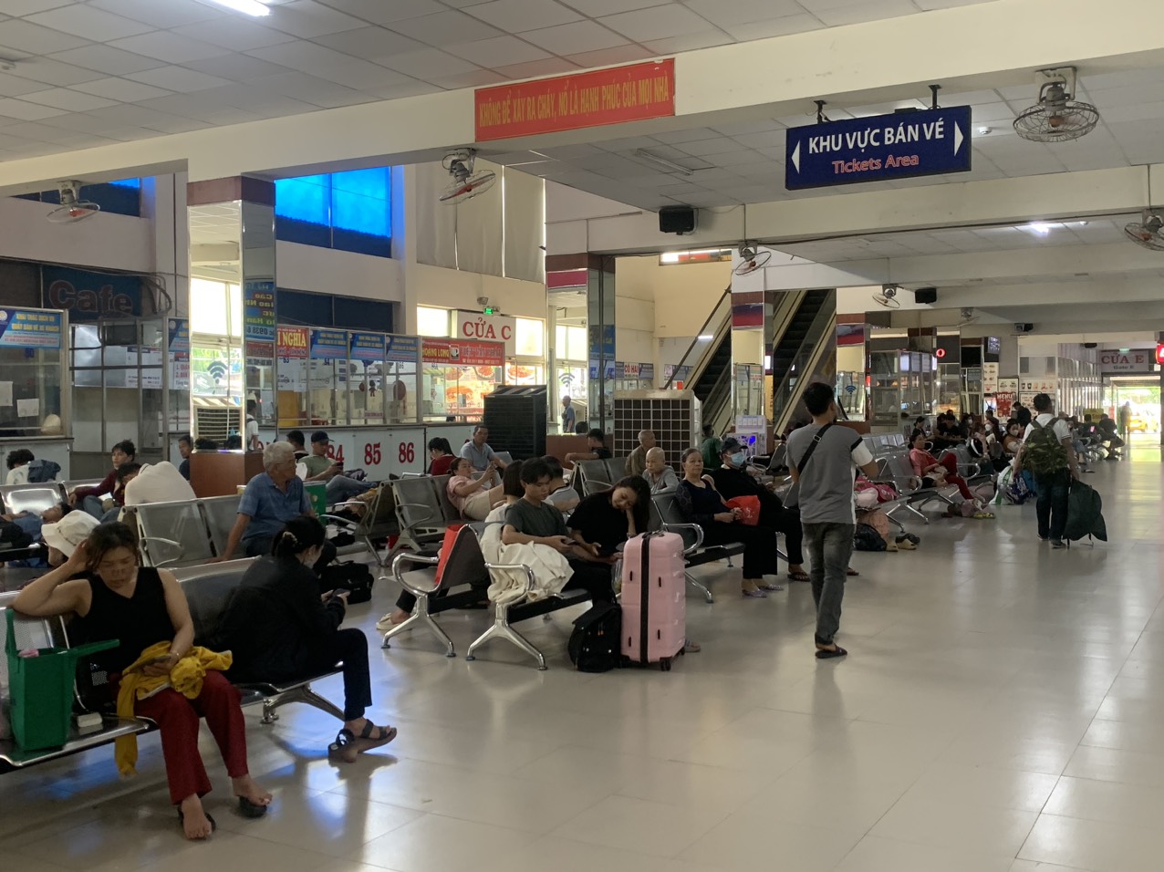 người dân TP.HCM nghỉ lễ 30-4
