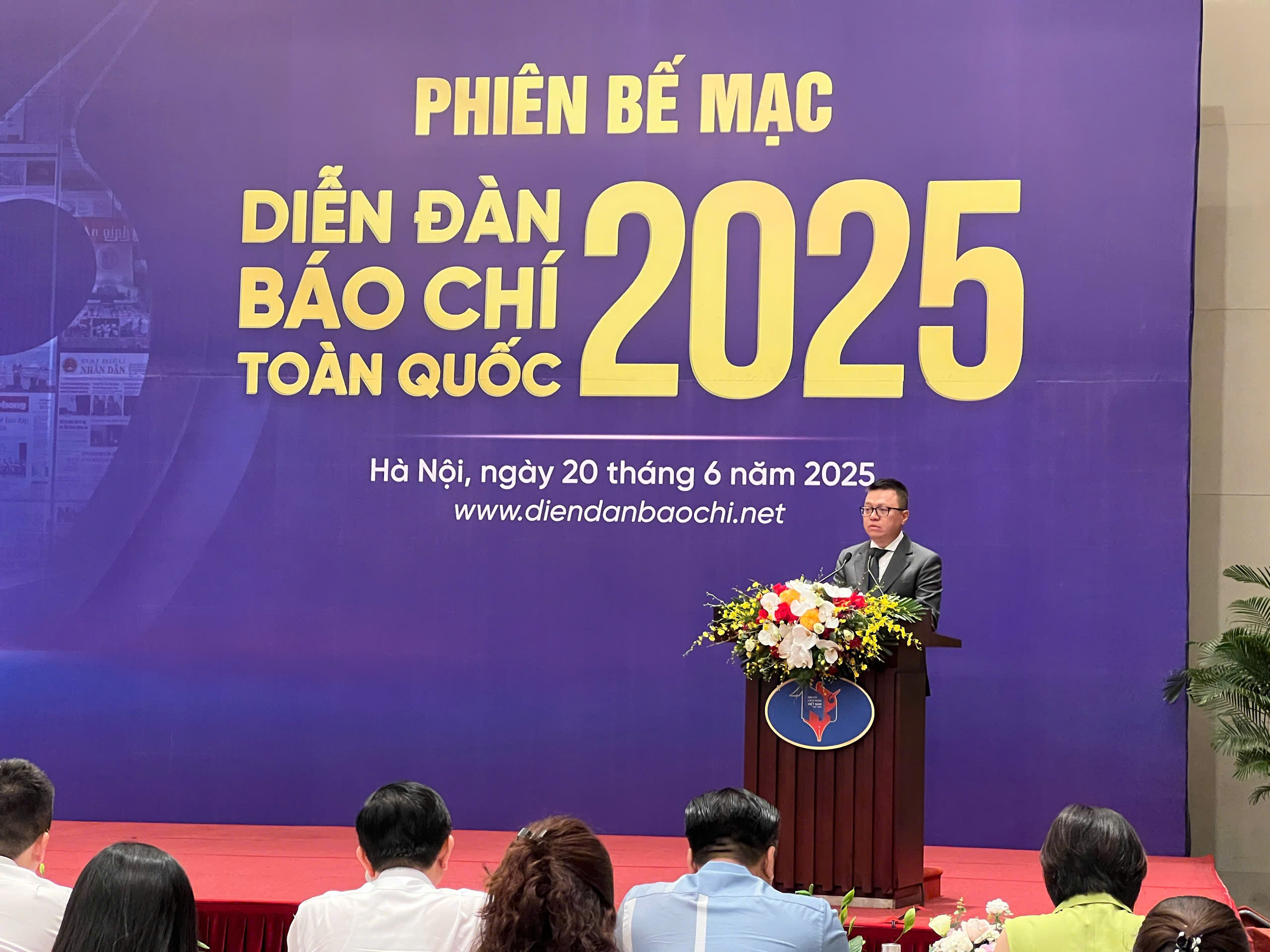 diễn đàn báo chí toàn quốc.jpg