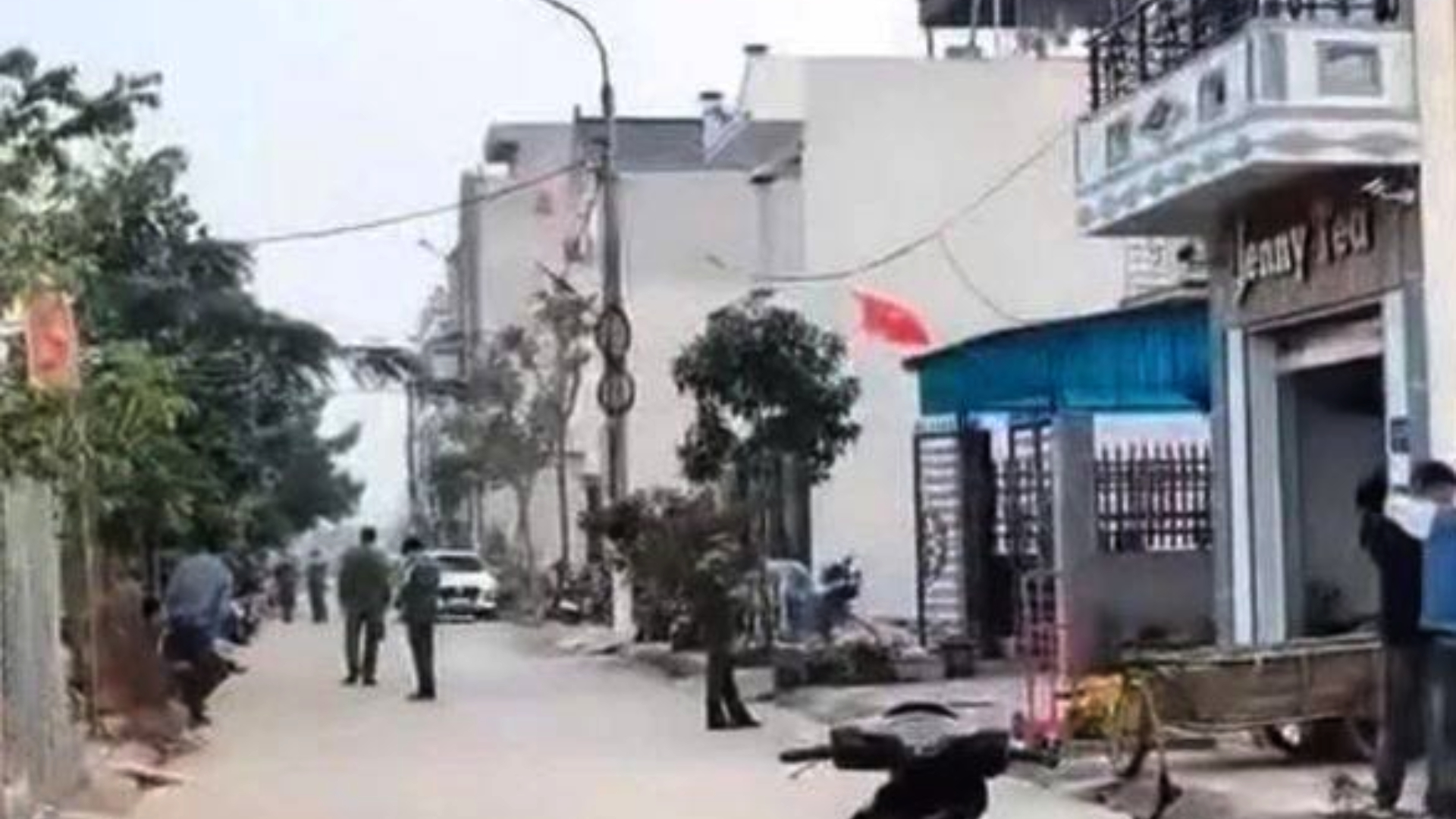 an-mang-lien-hoan-tat-nien.jpg
