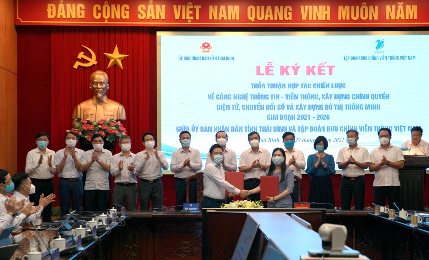 Tập đoàn VNPT ký thỏa thuận với tỉnh Thái Bình về chuyển đổi số