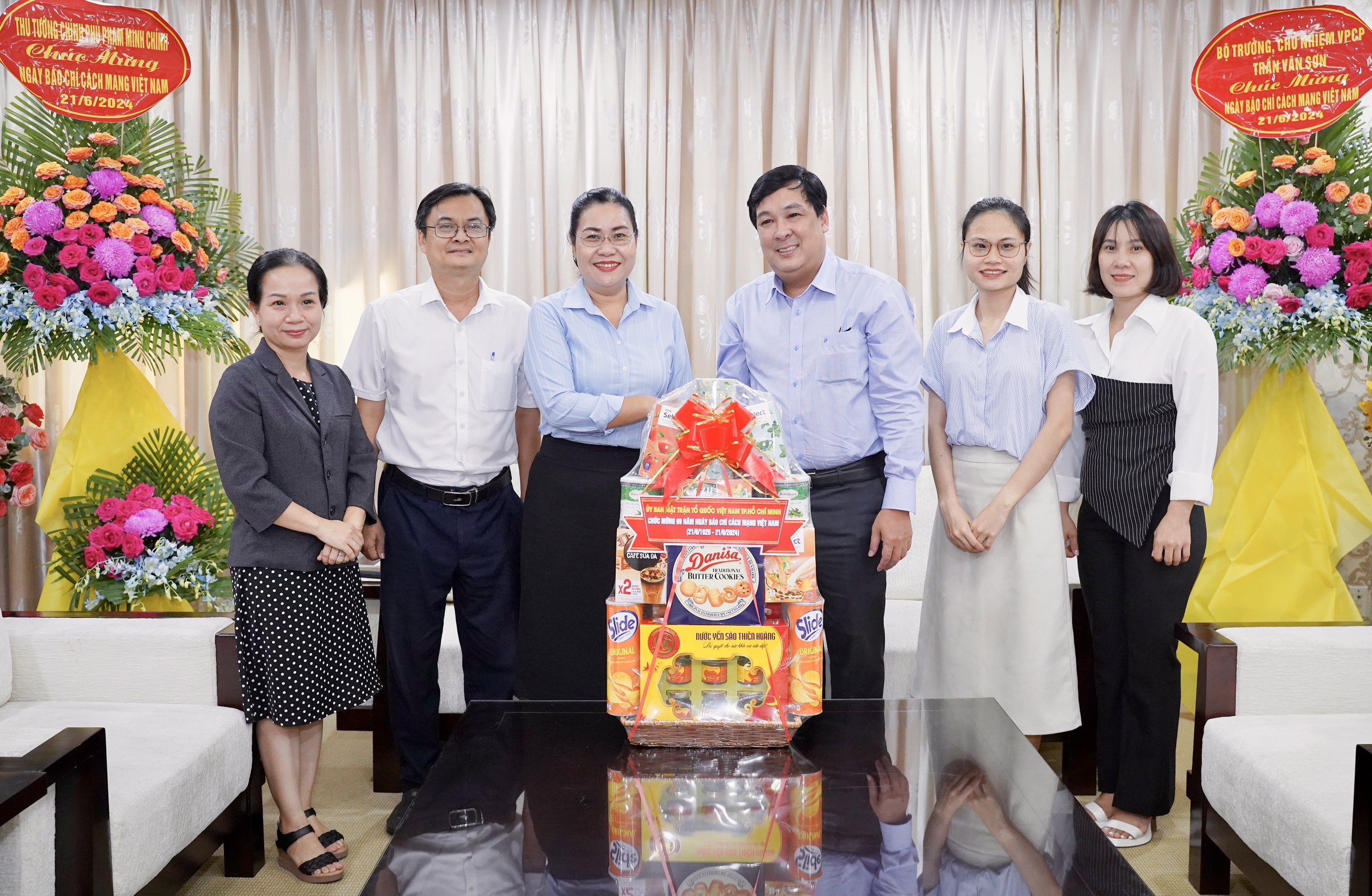 UY-BAN-MAT-TRẠN-THAM-BAO-PHAP-LUAT-TPHCM.jpg