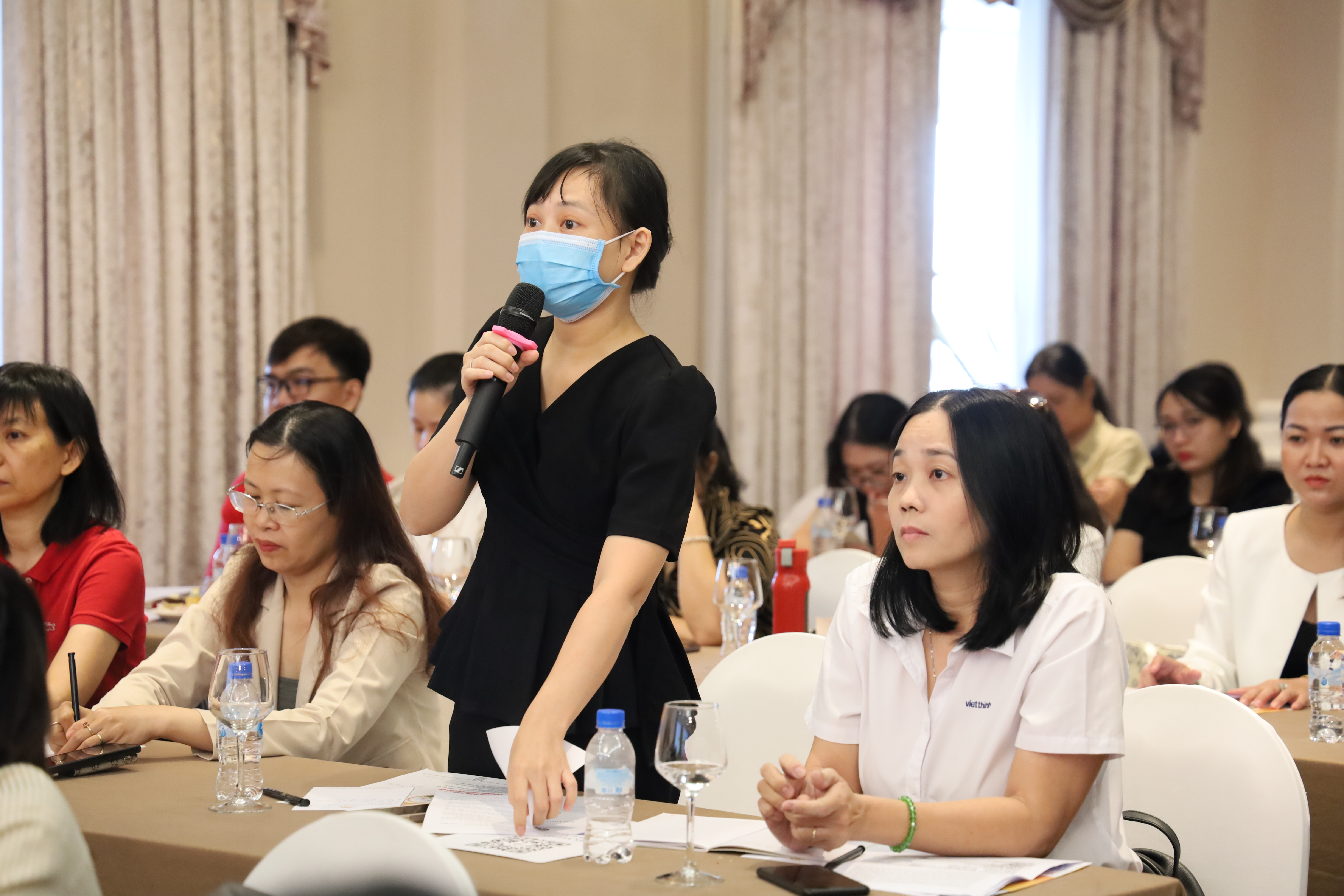 lao động nước ngoài 1.JPG