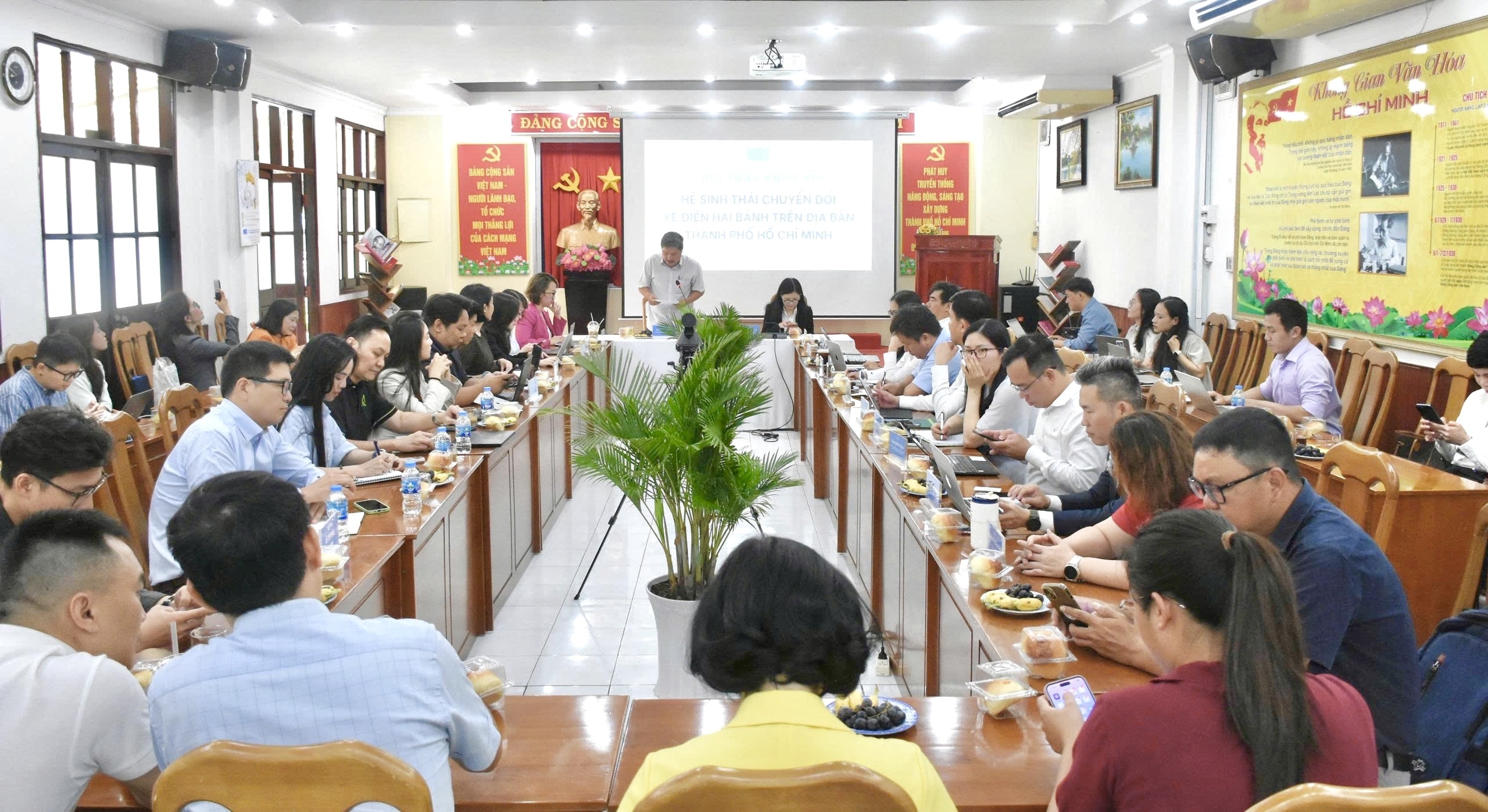 tài xế công nghệ 24.jpeg