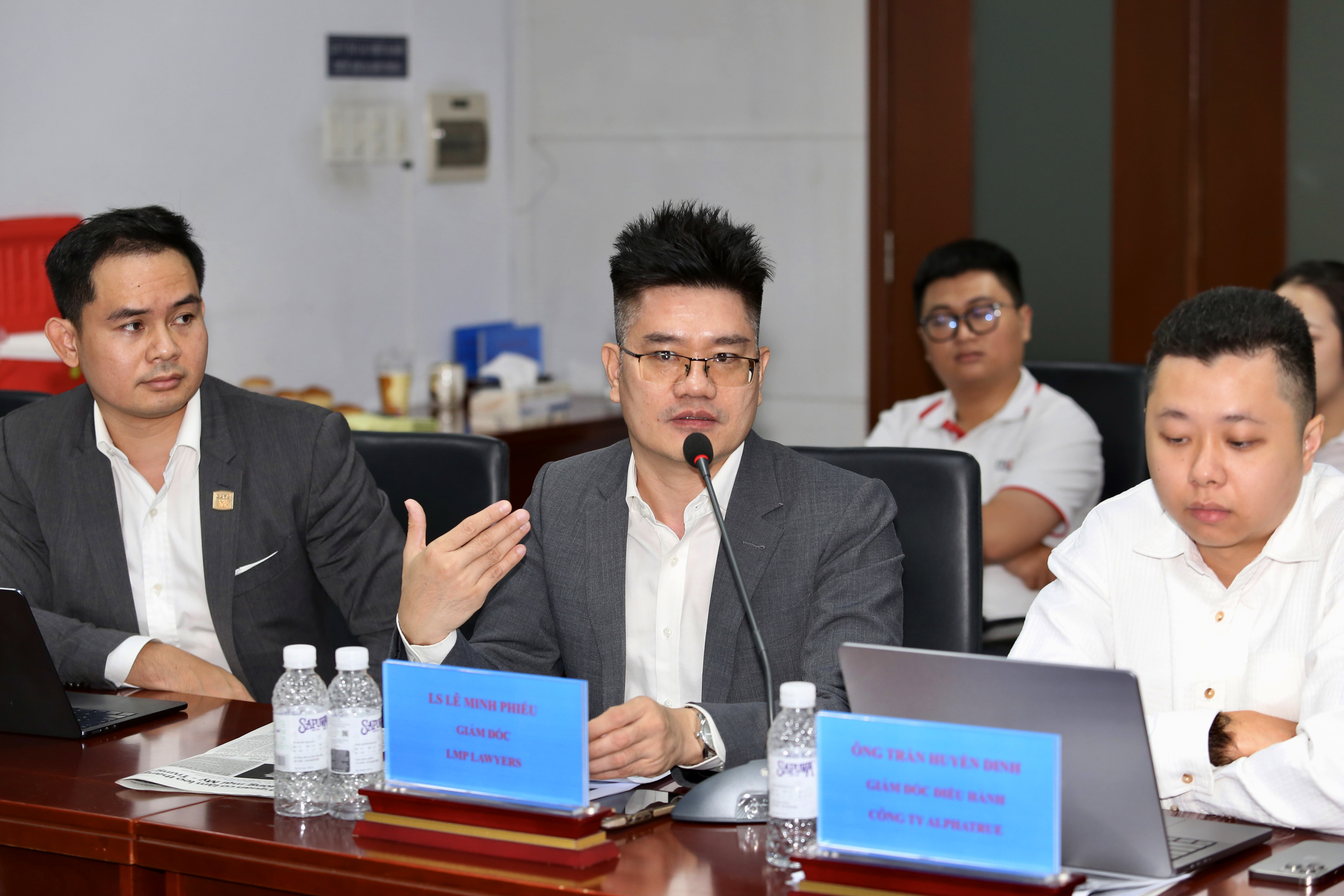 tọa đàm tiền kỹ thuật số (13).jpg